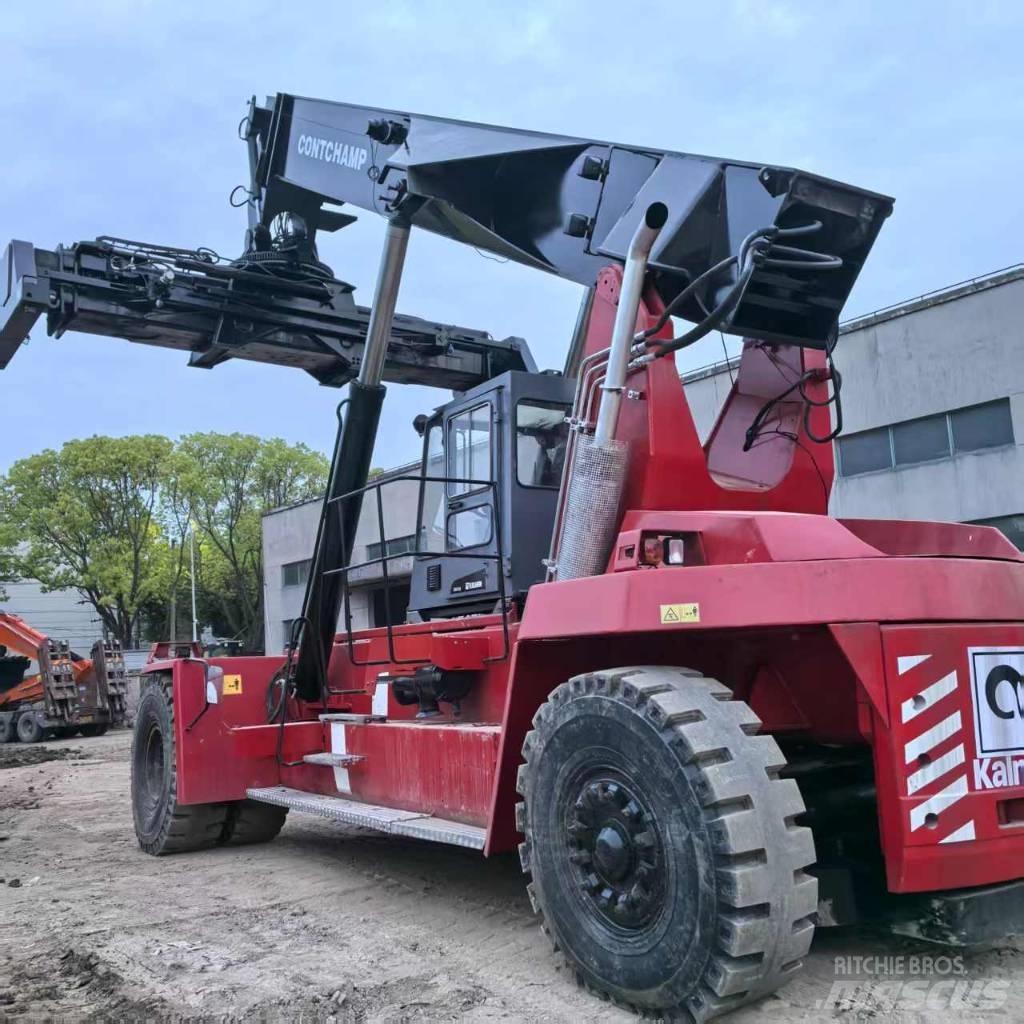 Kalmar DRF 450-60 前伸型堆積機