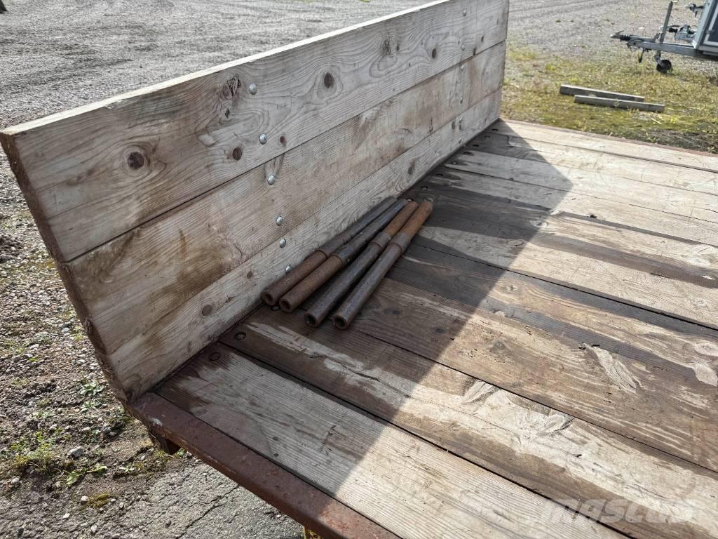  Skogskärra med flak 其他拖車
