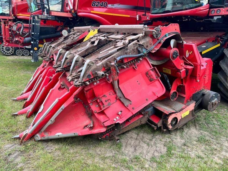 Case IH 8240 聯合收穫機