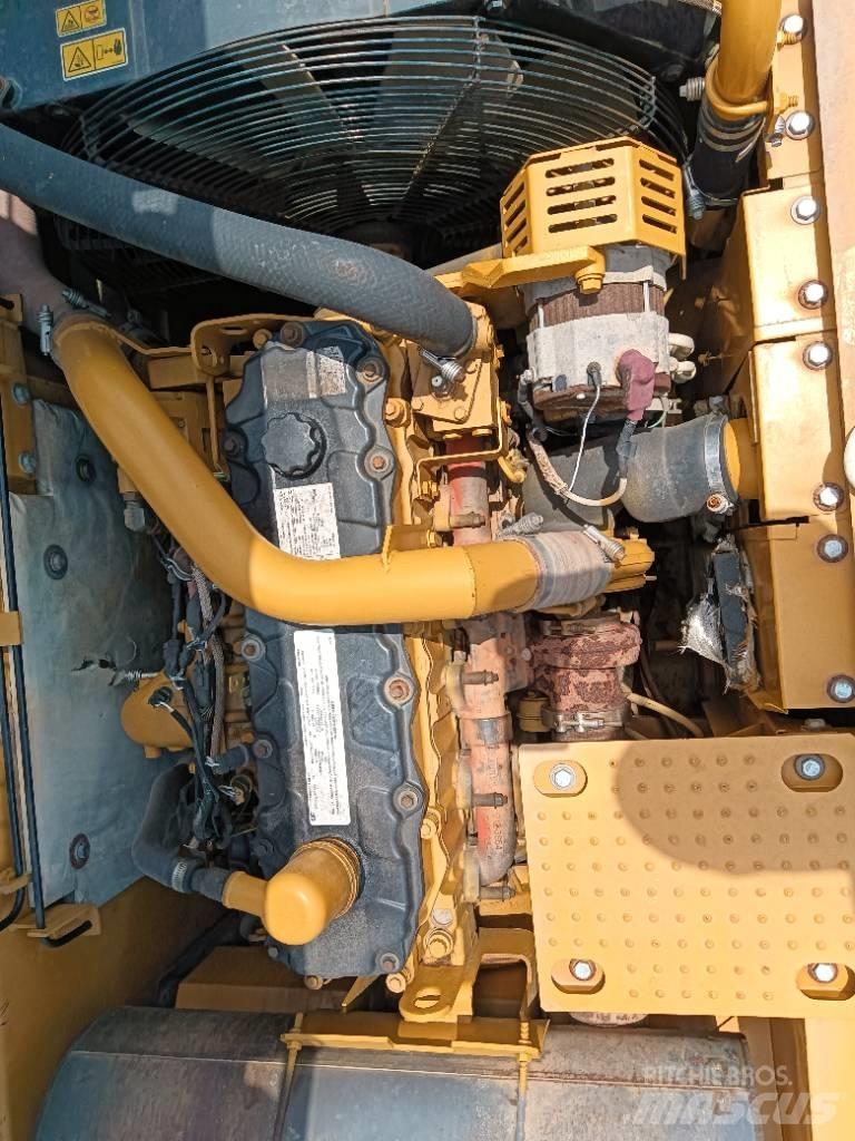 CAT 325 D 履帶式 挖土機/掘鑿機/挖掘機