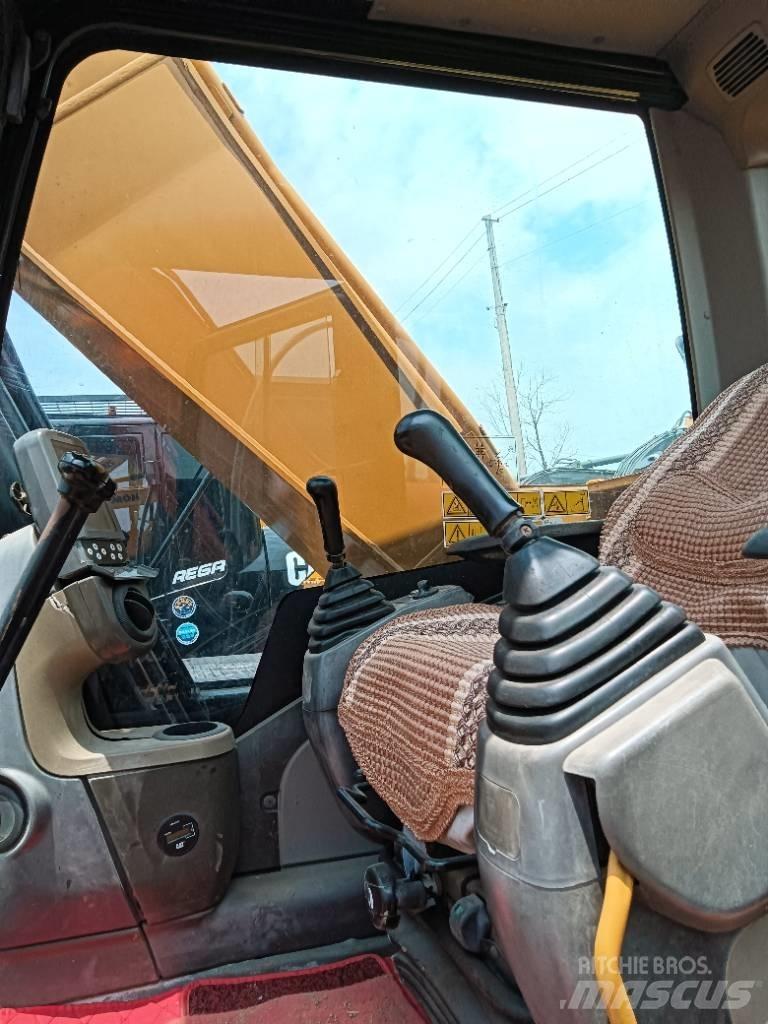 CAT 325 D 履帶式 挖土機/掘鑿機/挖掘機