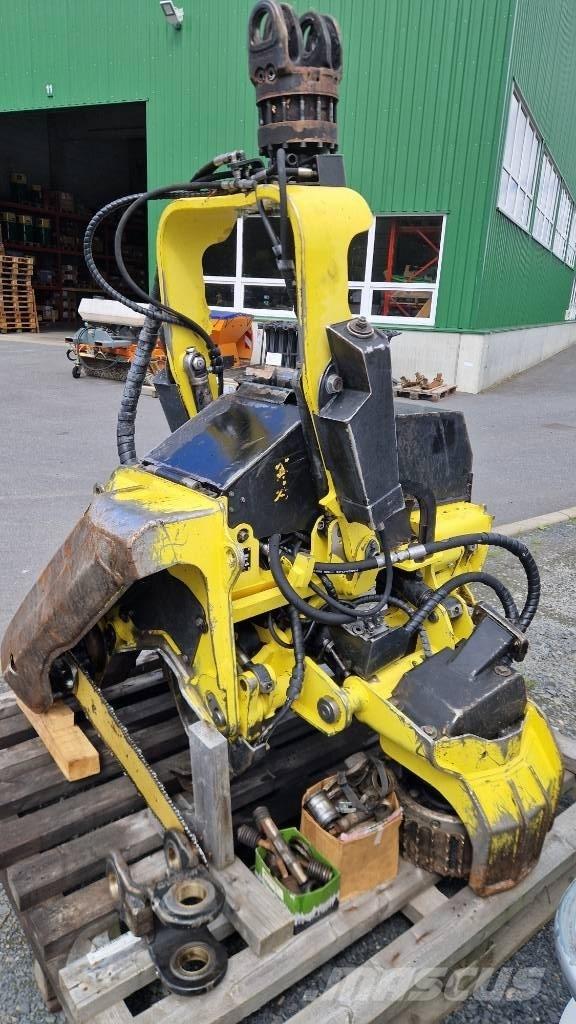 John Deere H415 收穫機頭