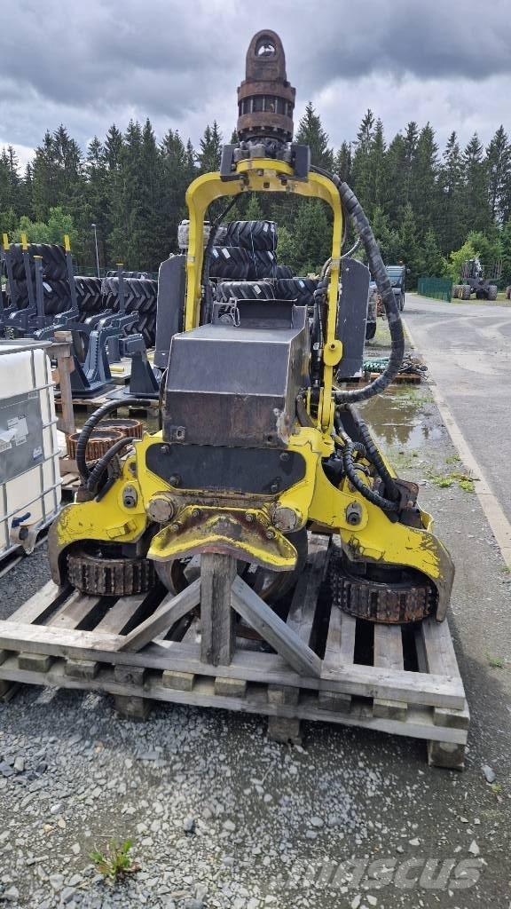John Deere H415 收穫機頭