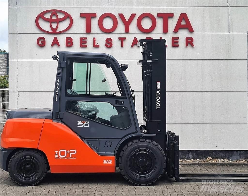 Toyota 40-8FD50N 柴油卡車