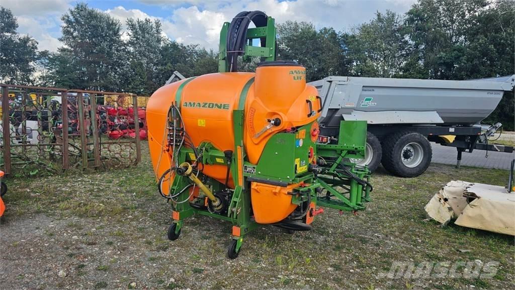 Amazone UF 901 牽引式噴霧機