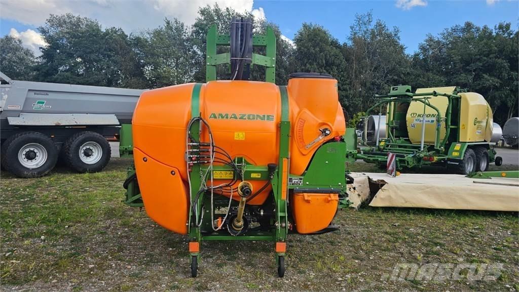 Amazone UF 901 牽引式噴霧機