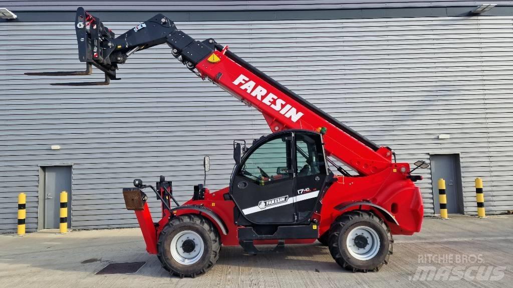 Faresin 17.40 伸縮臂操作車