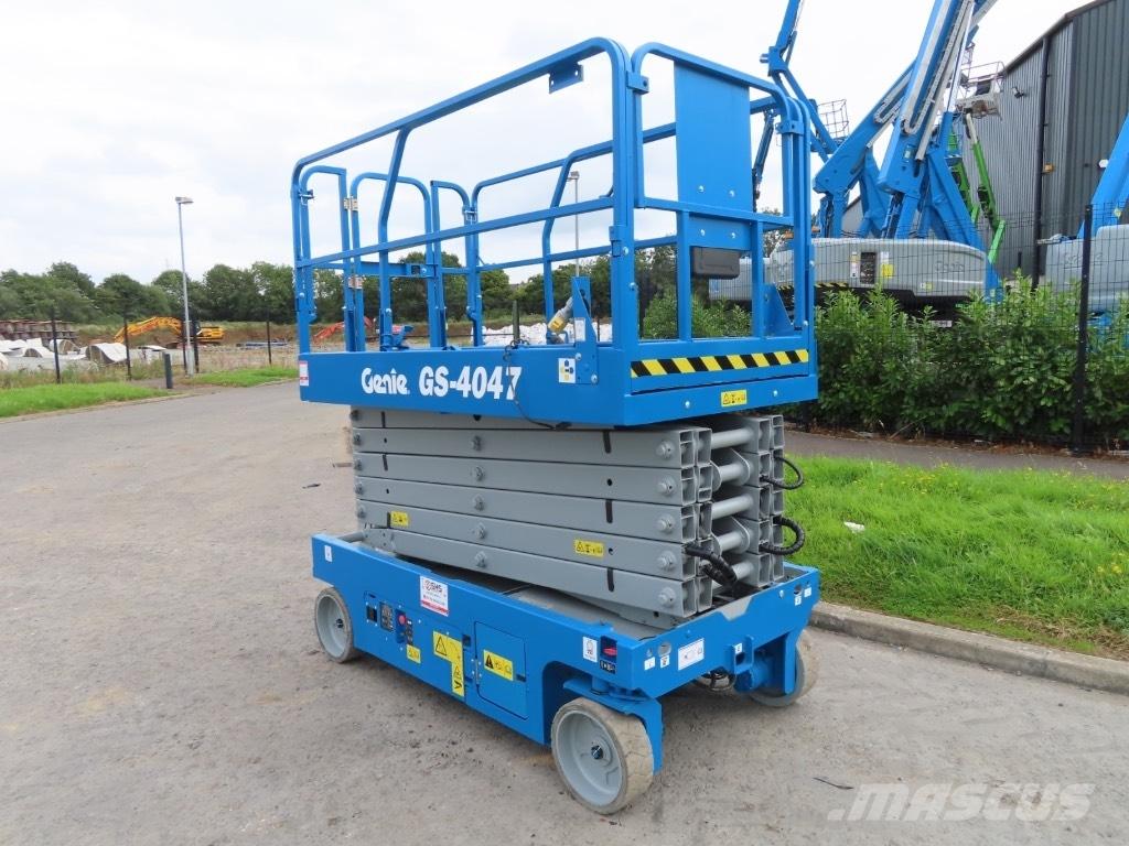 Genie GS 4047 剪式升降機