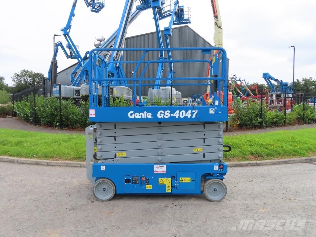 Genie GS 4047 剪式升降機