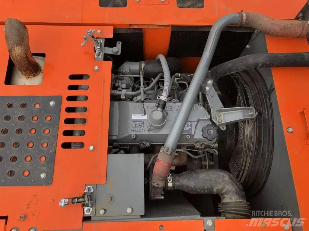 Hitachi 240 履帶式 挖土機/掘鑿機/挖掘機