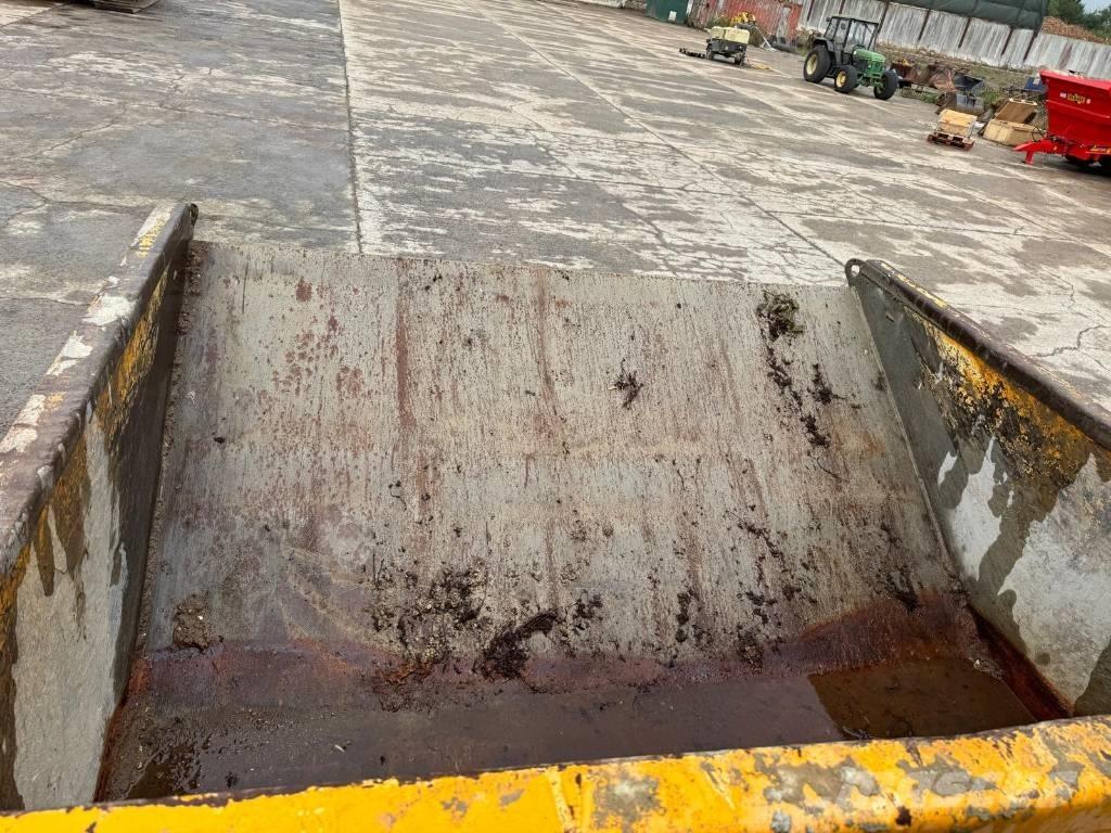Thwaites 6 Tonne 側卸礦車