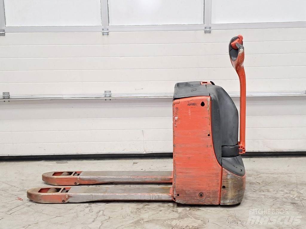 Linde T16 低架升降機