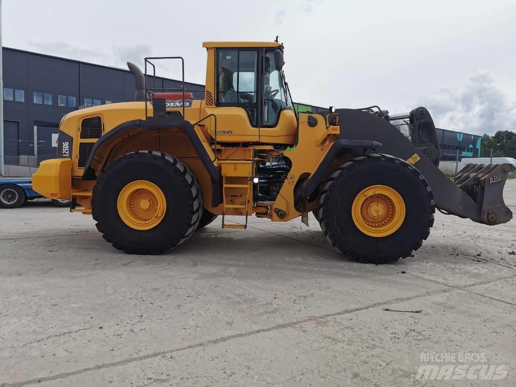 Volvo L250G 輪胎式裝載機