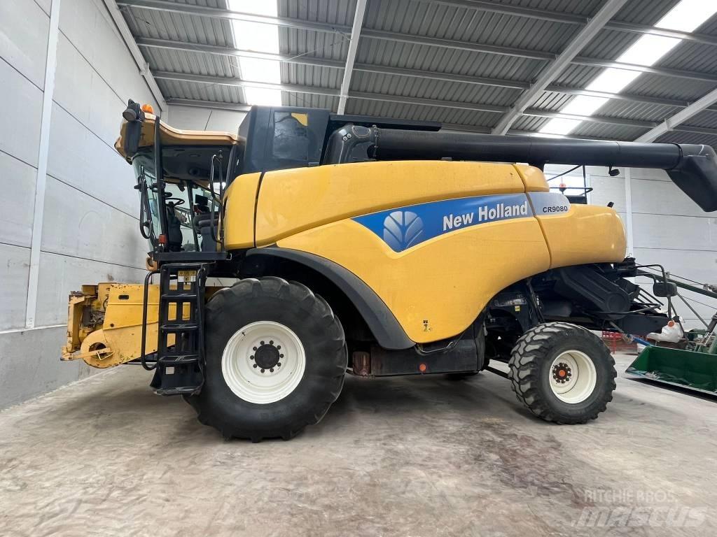 New Holland CR 9080 聯合收穫機