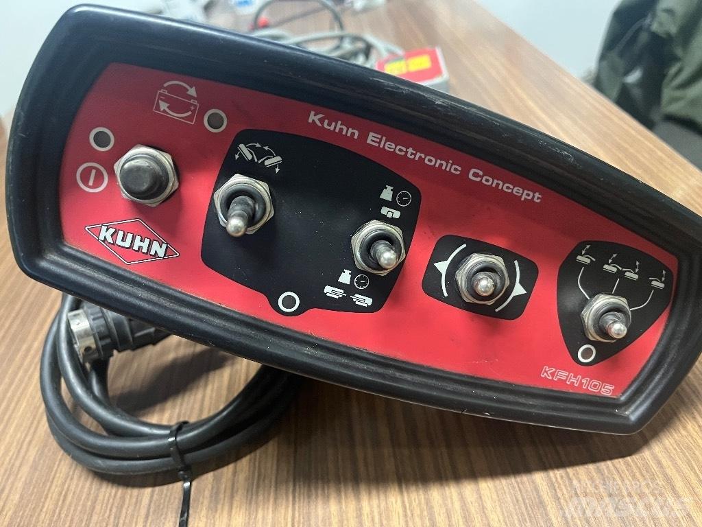 Kuhn FC 813 R 割草調節裝置
