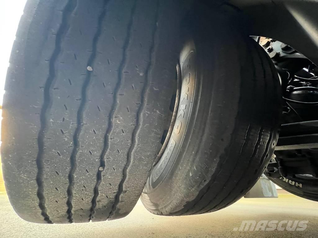 Scania R 500 A6X2NB 曳引機組件