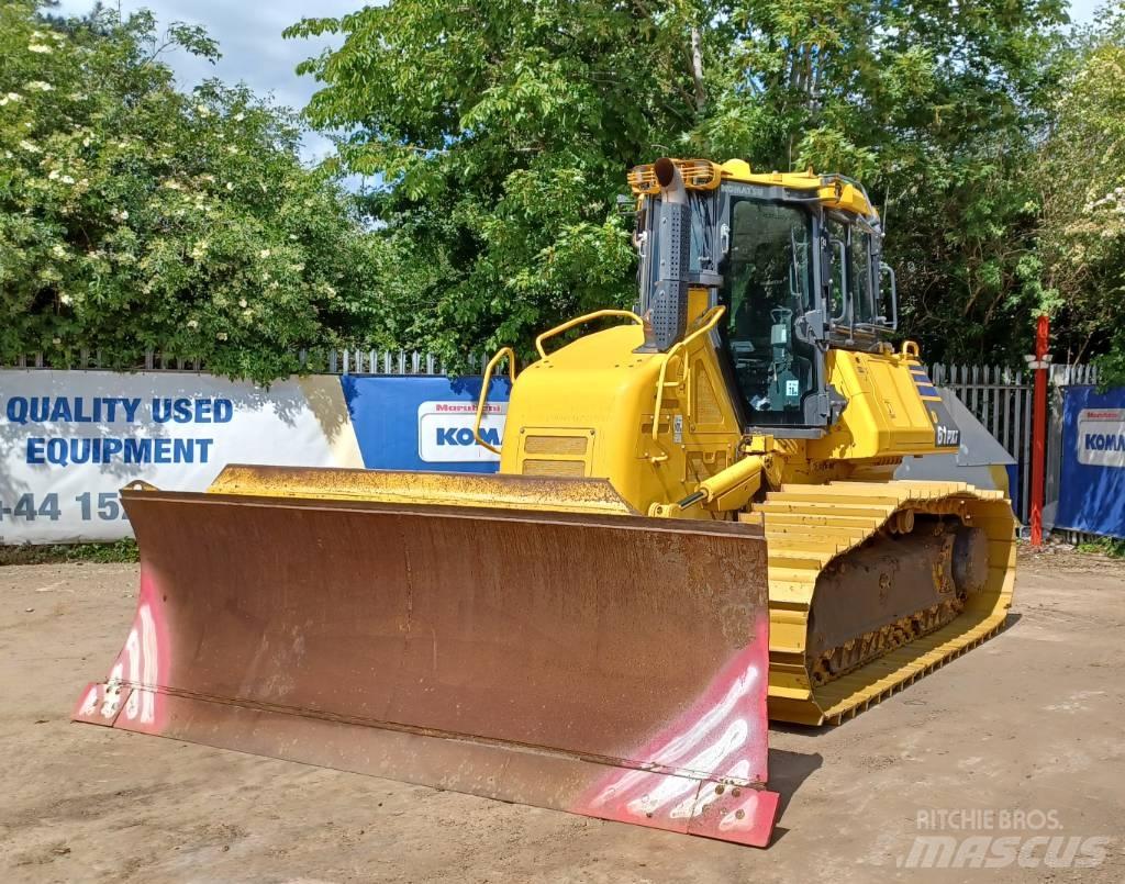 Komatsu D61PXi-24E0 履帶推土機
