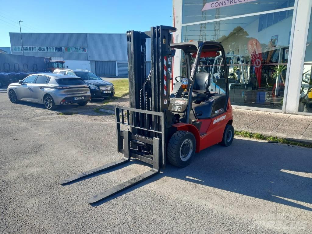 Manitou MI 25 柴油卡車