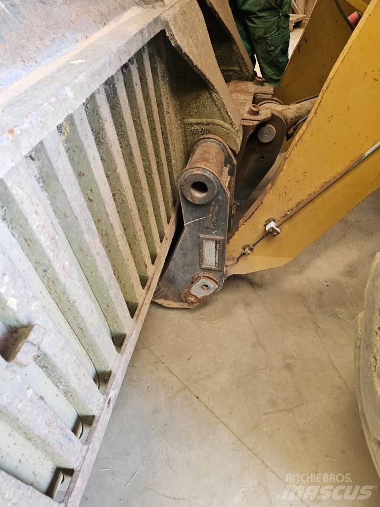 CAT 938 G 輪胎式裝載機
