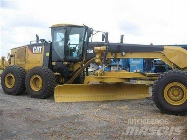 CAT 16M 平土機