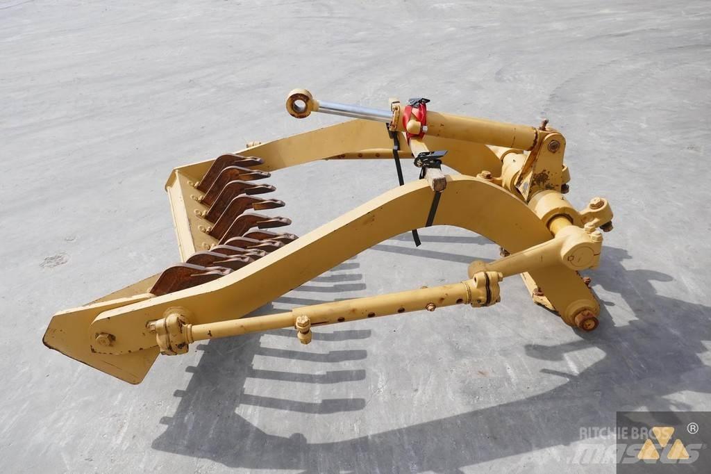 CAT 140H Scarifier 其他組件