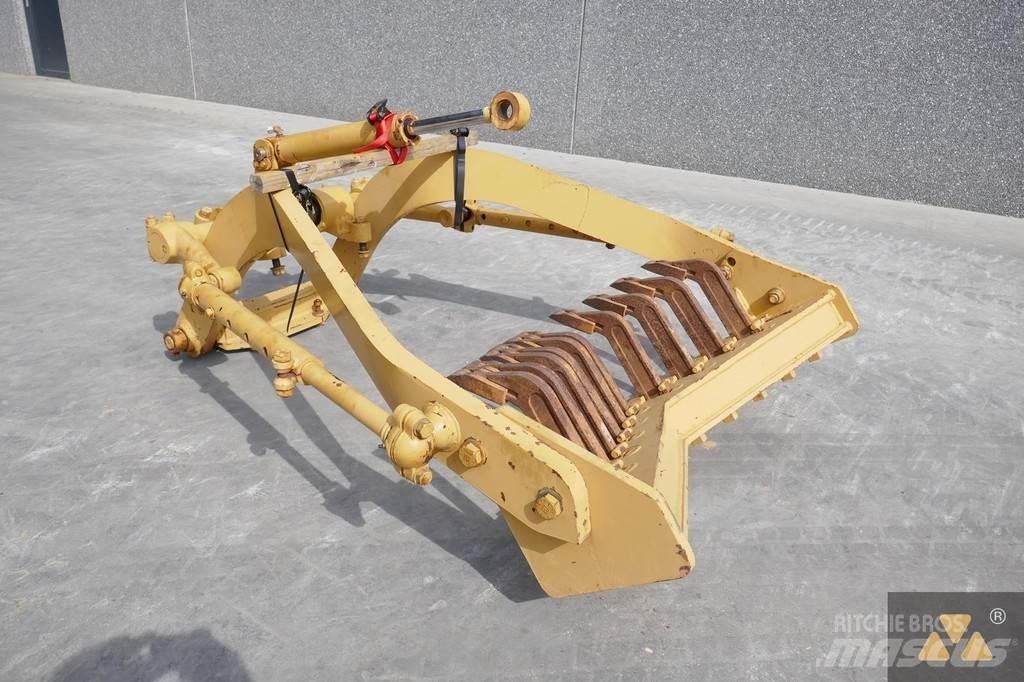 CAT 140H Scarifier 其他組件