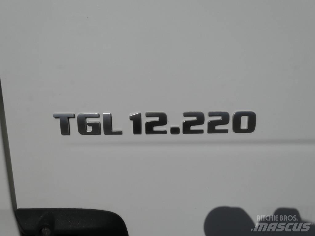MAN TGL 12.220 貨箱式卡車