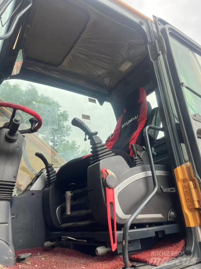 Hyundai R210W-9 旋轉式挖土機/掘鑿機/挖掘機