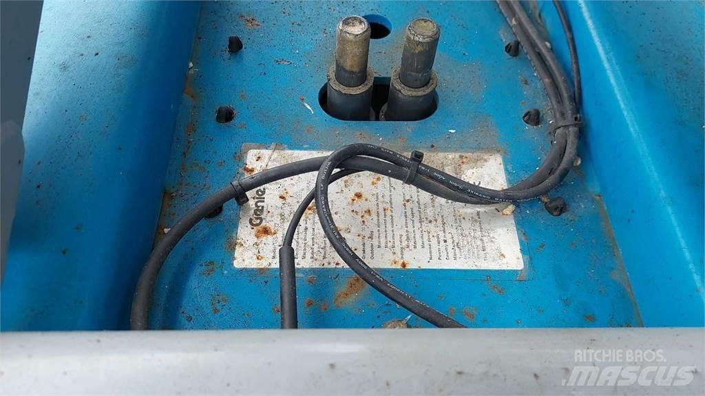Genie GS1532 剪式升降機