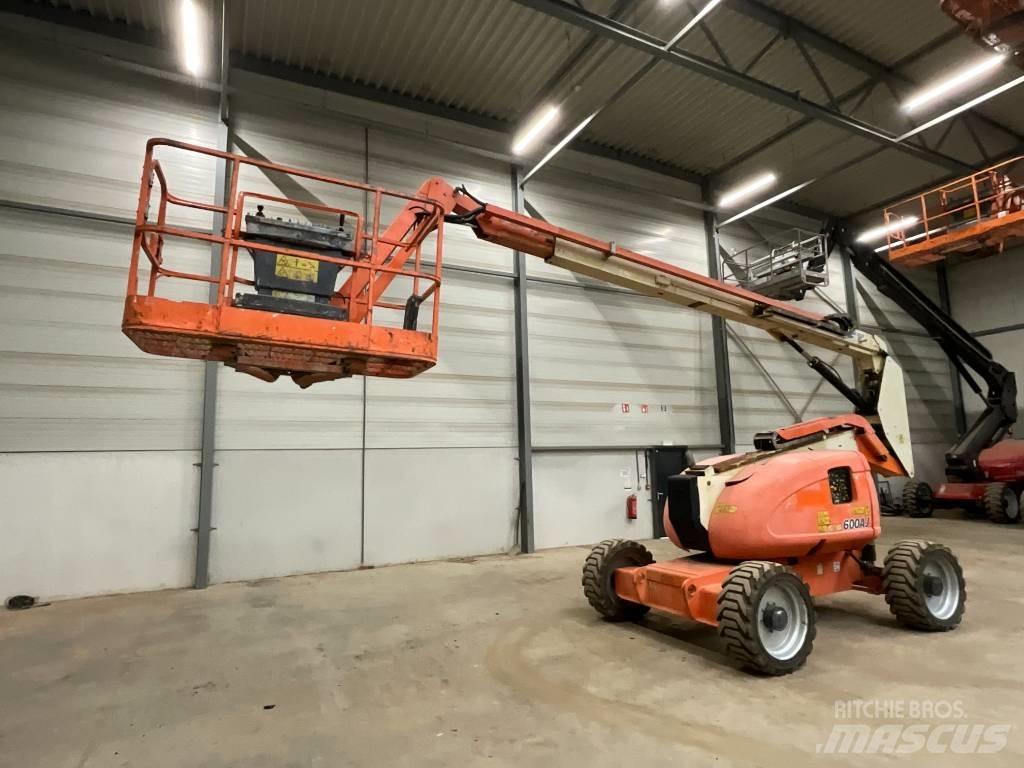 JLG 600 AJ 曲臂高空作業車