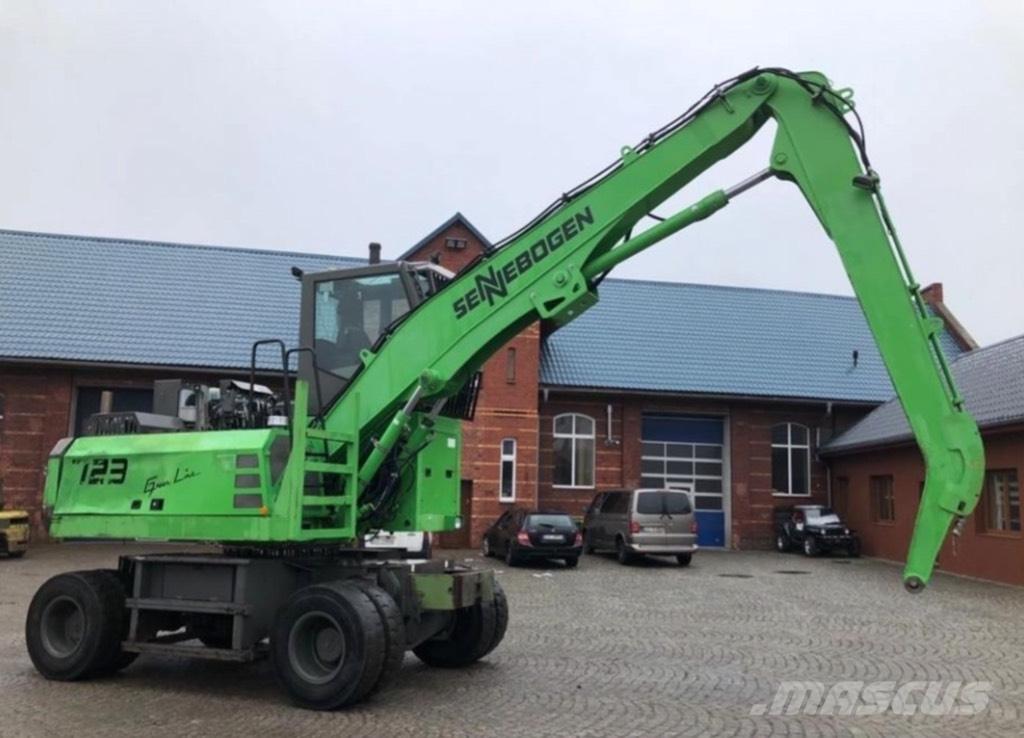 Sennebogen 723 輪胎式裝載機