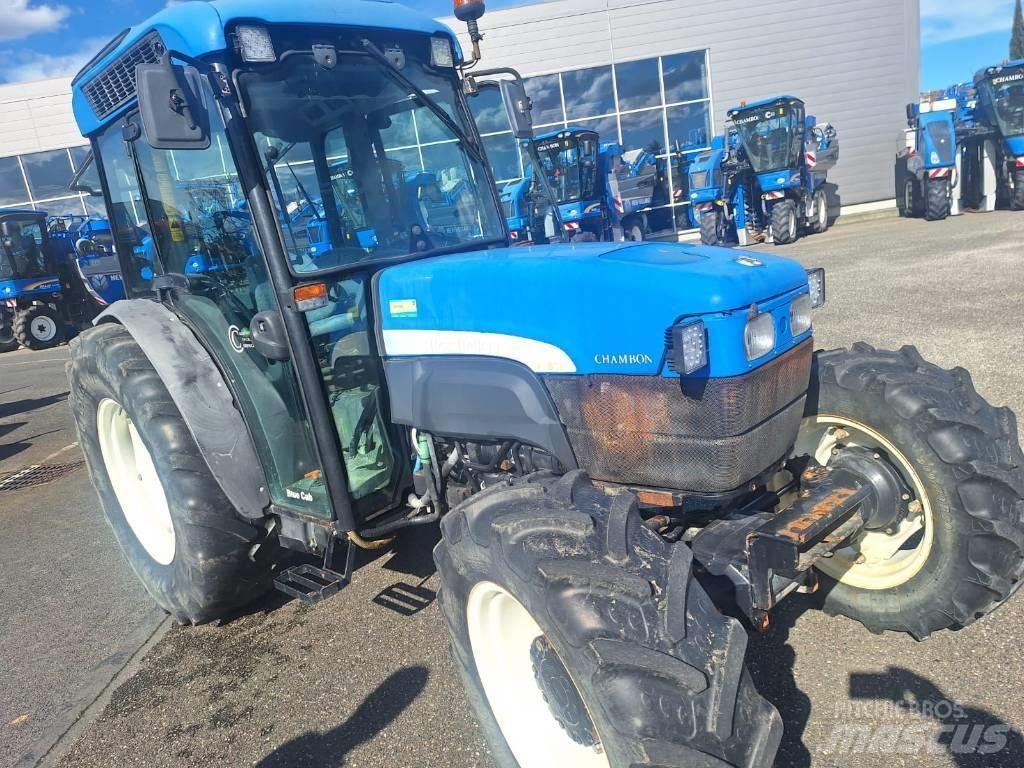 New Holland TNF 85A 曳引機