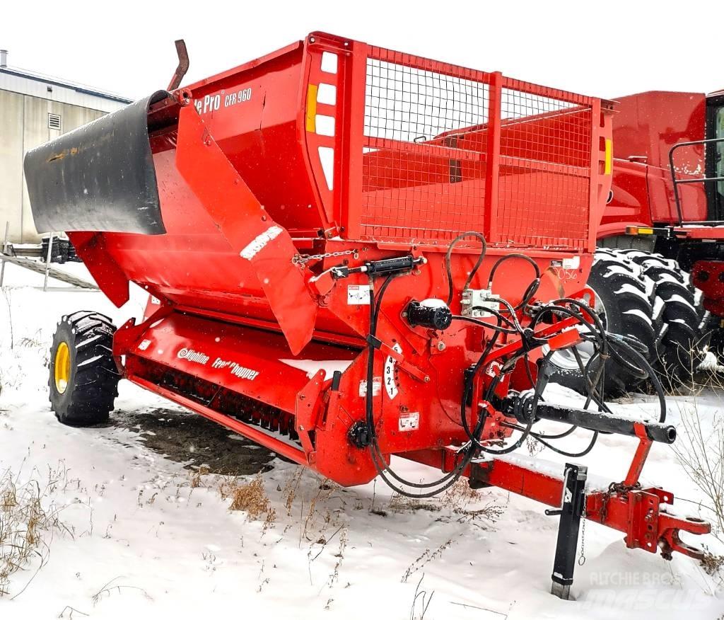 Highline CFR960 草捆撕碎機、切割機、拆袋機