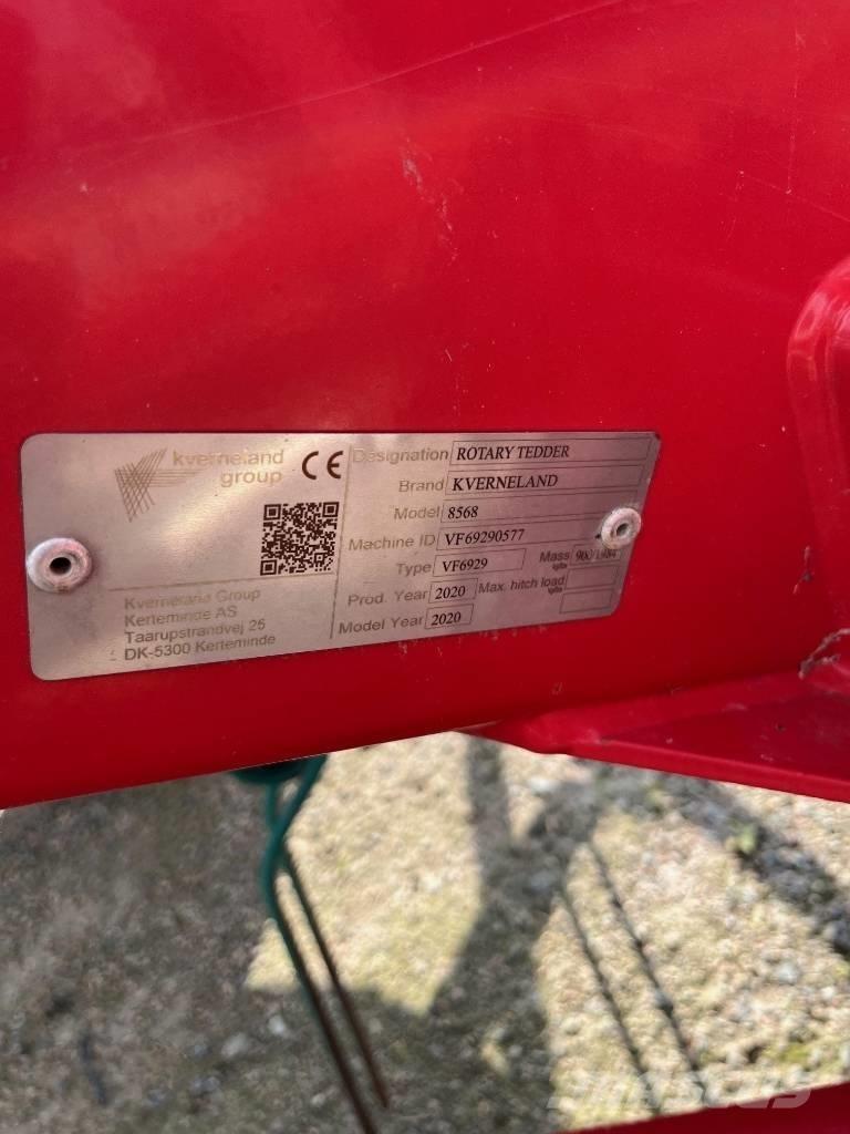 Kverneland 8568 耙與翻草機