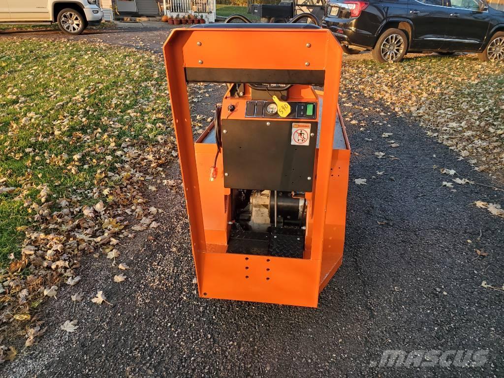 Taylor-Dunn SC090 牽引車