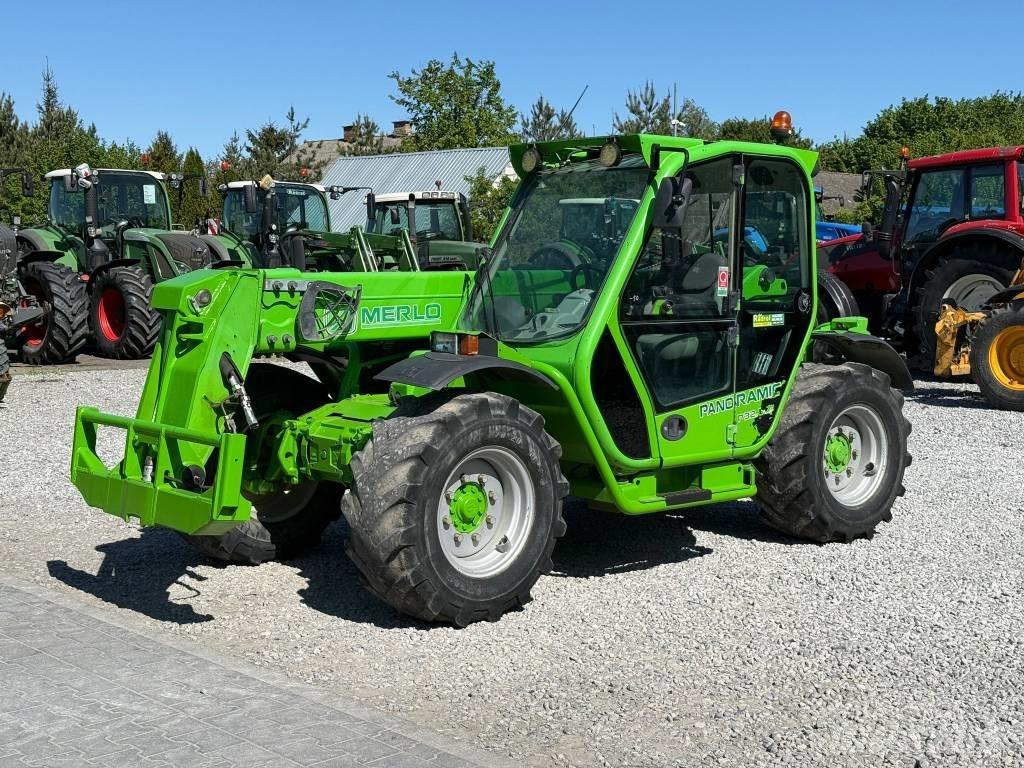 Merlo P 32.6 Top 農業用伸縮臂裝載機