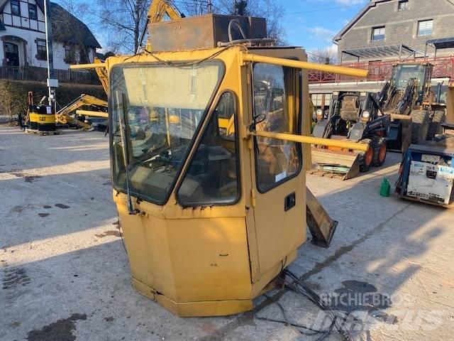 CAT 992 C 駕駛室與內部