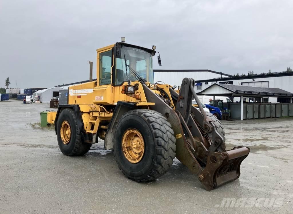 Volvo L 120 C 輪式推土機
