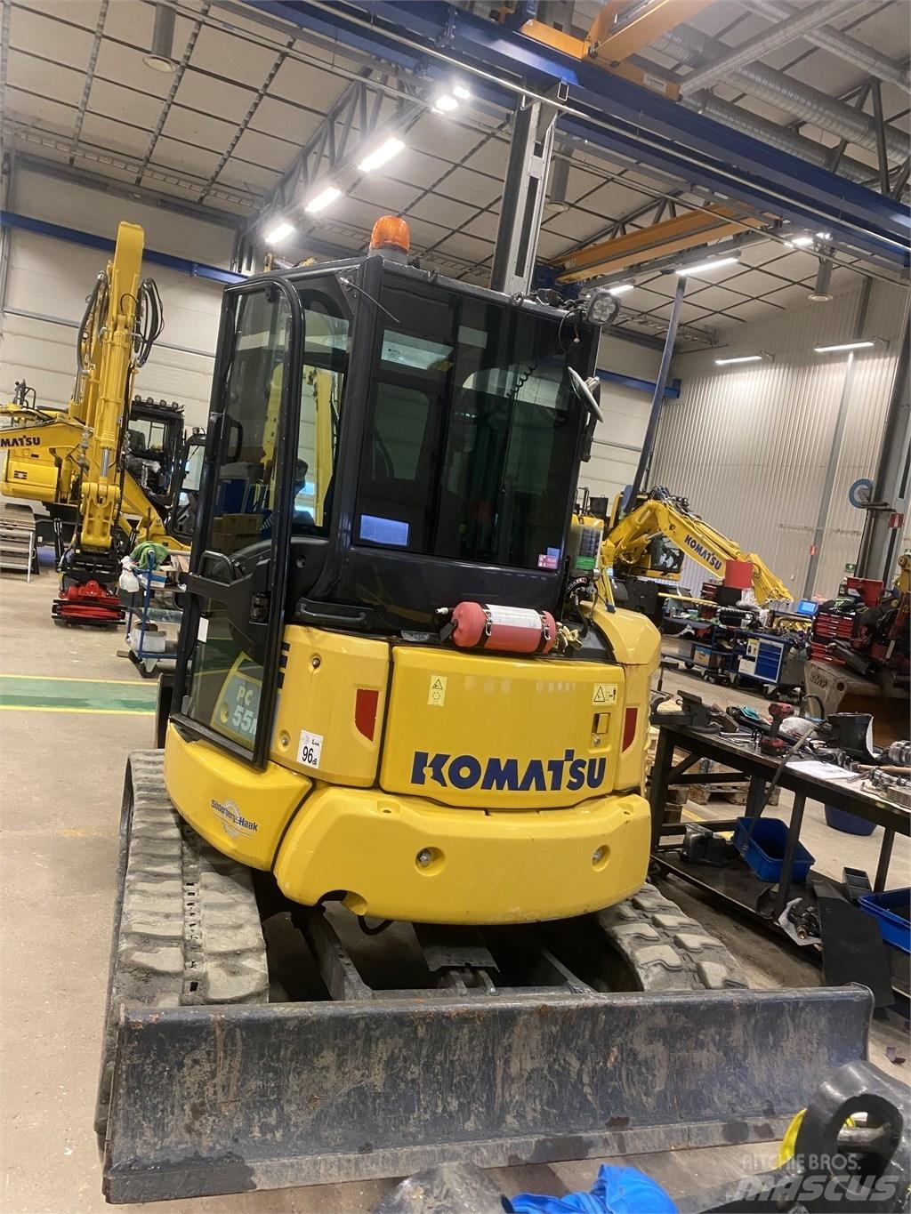 Komatsu PC55MR-5 小型挖土機/掘鑿機<7t(小型挖掘機)