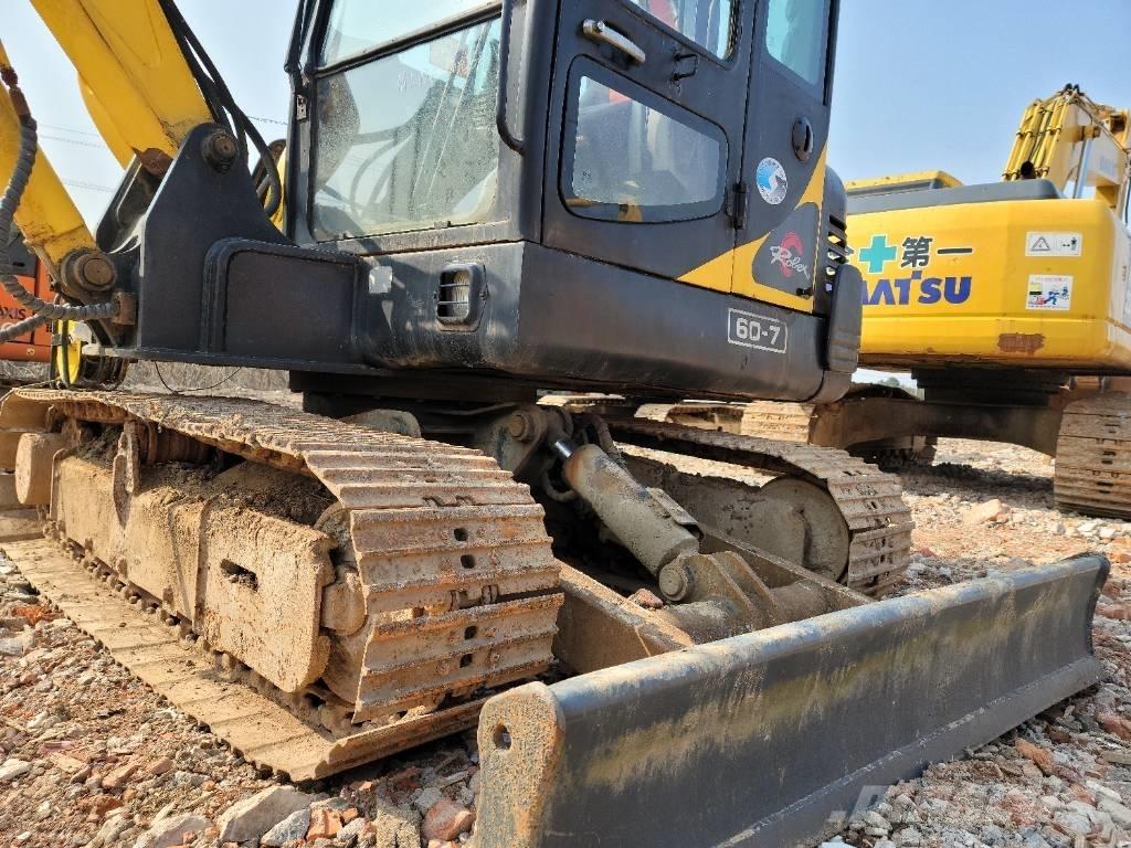 Hyundai R60-7 小型挖土機/掘鑿機<7t(小型挖掘機)