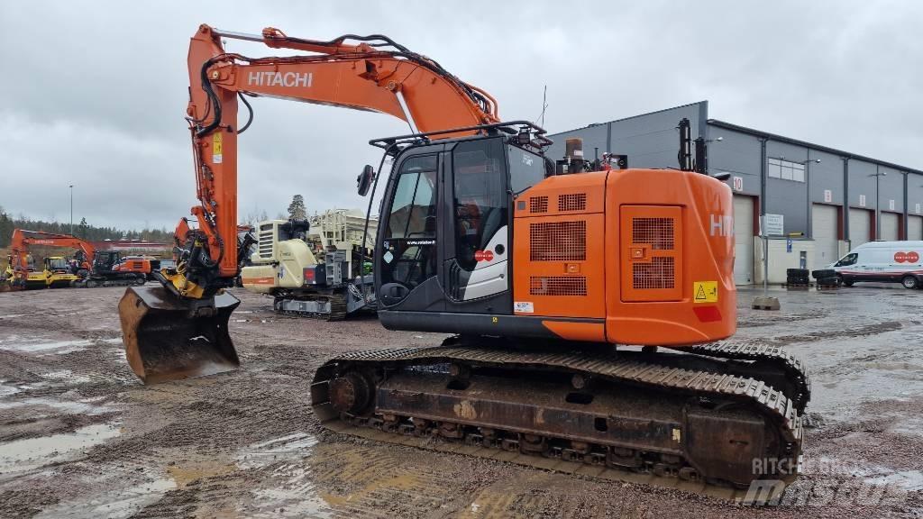 Hitachi ZX225USLC-6 履帶式 挖土機/掘鑿機/挖掘機