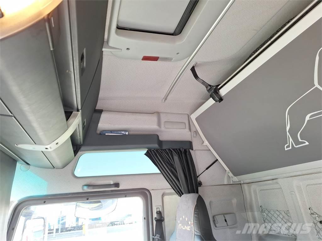 MAN TGX 18.520 曳引機組件
