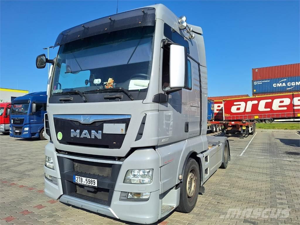 MAN TGX 18.520 曳引機組件