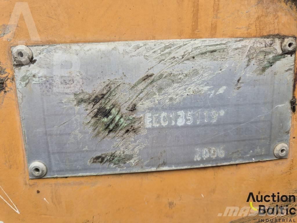 CASE 621 D 輪胎式裝載機