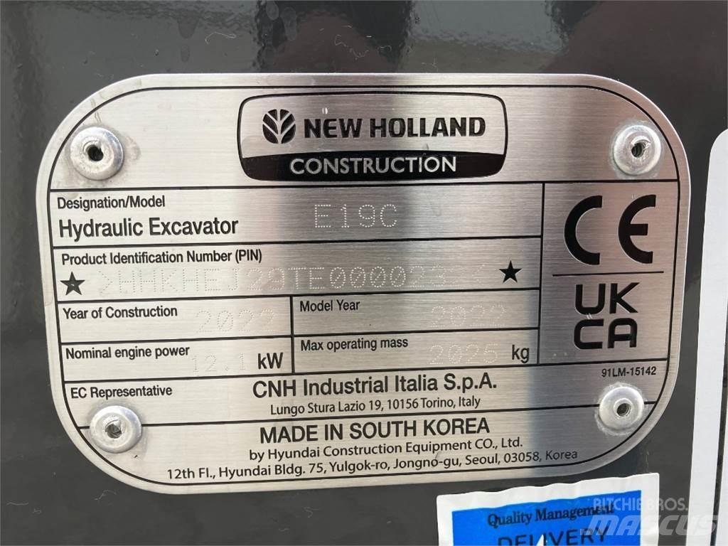 New Holland E 19C 小型挖土機/掘鑿機<7t(小型挖掘機)