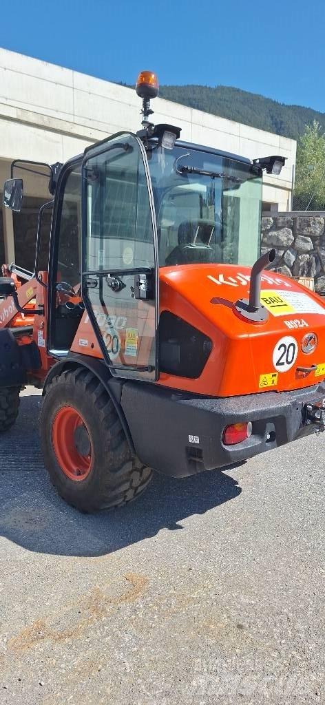Kubota R 090 輪胎式裝載機