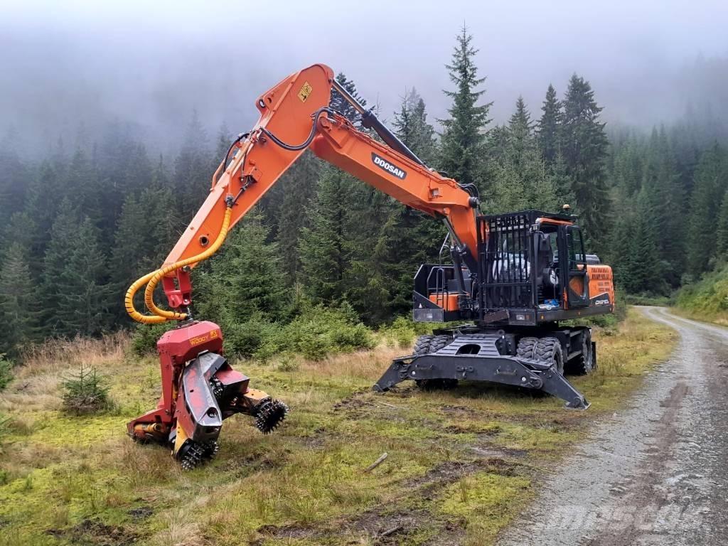 Doosan DX 210 W 挖土機/掘鑿機/挖掘機