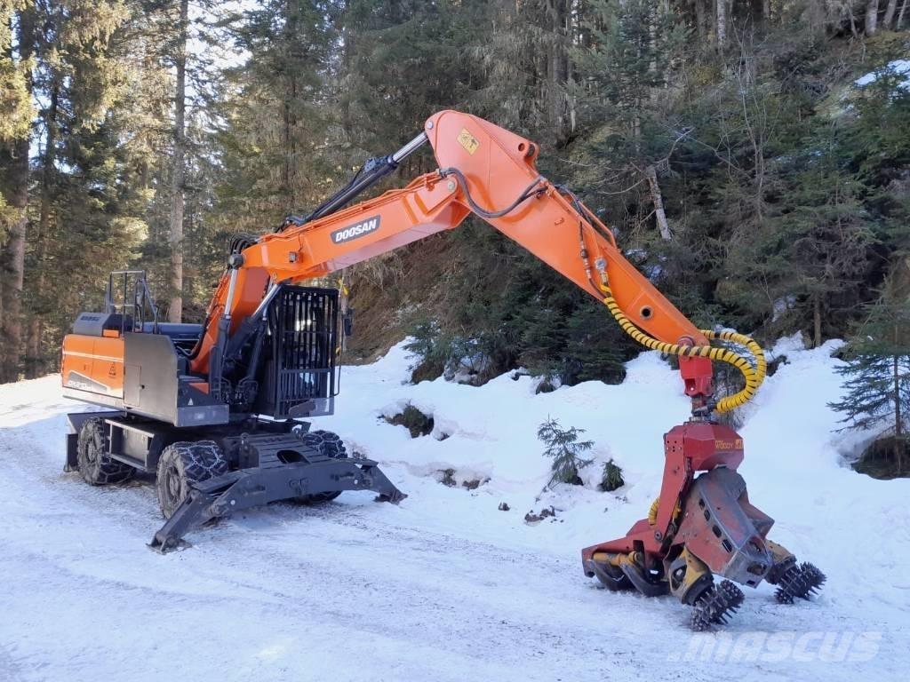 Doosan DX 210 W 挖土機/掘鑿機/挖掘機