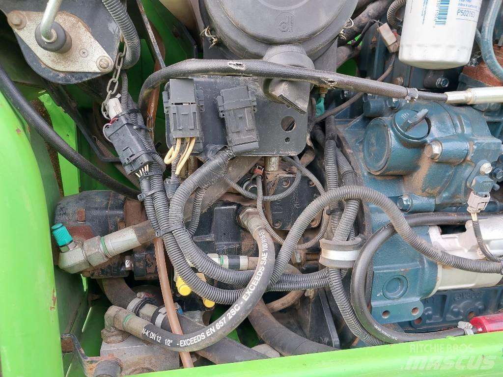 Merlo P25.6 伸縮臂操作車
