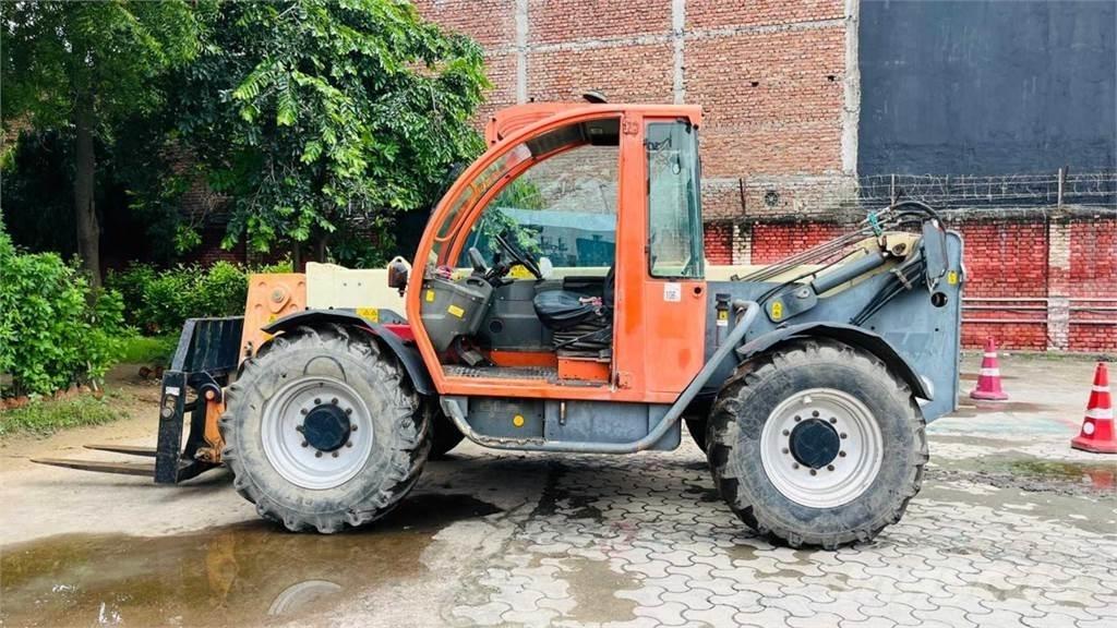 JLG 3508 伸縮臂操作車